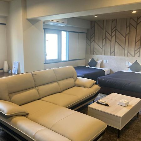 Hotel Livemax Budget Наха Екстериор снимка