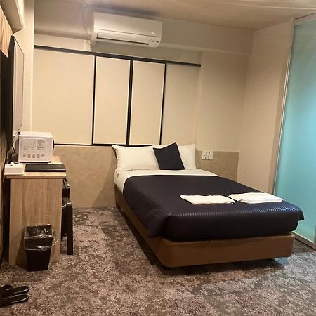 Hotel Livemax Budget Наха Екстериор снимка